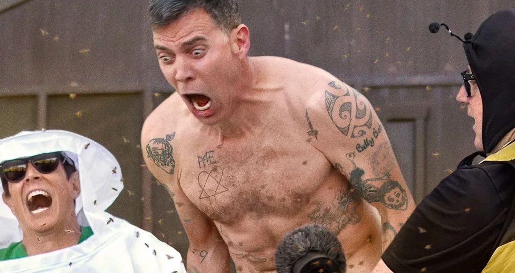 Un scena dal film Jackass Forever.