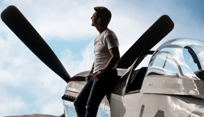 Top.gun.maverick.recensione Tom Cruise nel film Top Gun: Maverick.