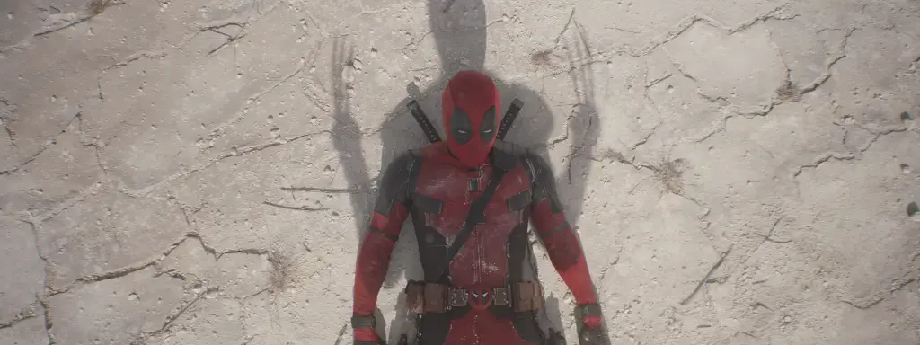 Recensione Deadpool & Wolverine Ryan Reynolds in una scena