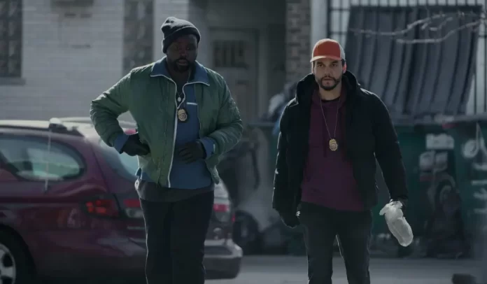 In foto Brian Tyree Henry e Wagner Moura nella serie Dope Thief.