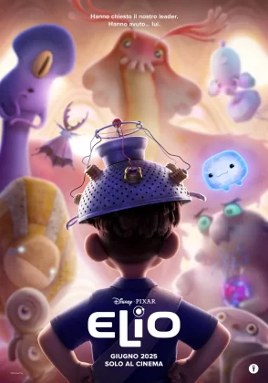 Il bambino protagonista del film Elio nel teaser poster