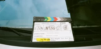 In foto il ciak che testimonia la fine delle riprese del documentario Pino.