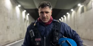 In foto Adriano Giannini nella serie Netflix ACAB.