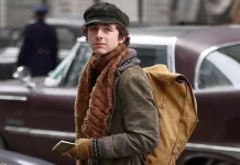 Timothée Chalamet intepreta Bob Dylan nel film A Complete Unknown,