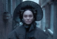 In foto Lily-Rose Depp nel film Nosferatu di Rober Eggers.