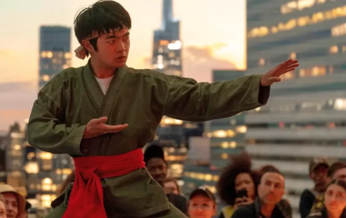 Ben Wang nel film Karate Kid: Legends.