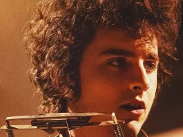 Timothée Chalamet nel film A complete Unknown.