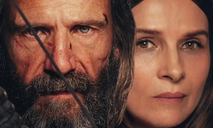 In foto Ralph Fiennes e Juliette Binoche nel film Itaca. il ritorno.