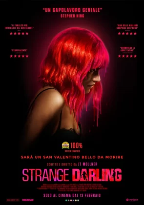 Il poster del film Strange Darling.