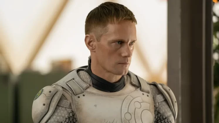 Alexander Skarsg&aring;rd in Murderbot.