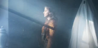 Blu Yoshimi nel cortometraggio Larua.
