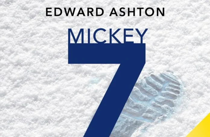 La copertina dell'audiolibro Mickey7.