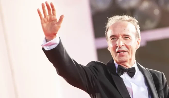 Il foto il comico Roberto Benigni.