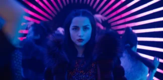 Ana De Armas in una scena del film Ballerina.