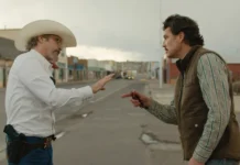 Joaquin Phoenix e Pedro Pascal nel film Eddington.