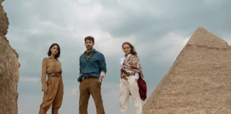 John Krasinski e Natalie Portman nel film Fountain of Youth.