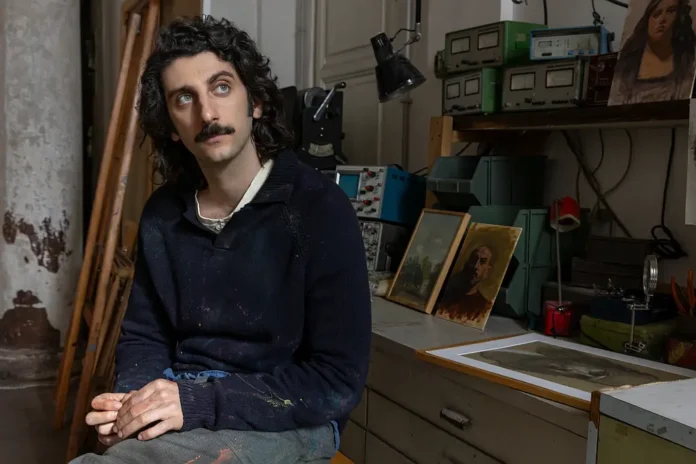 Pietro Castellitto nel film Il falsario.