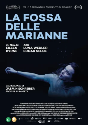 II poster del film La fossa delle Marianne.