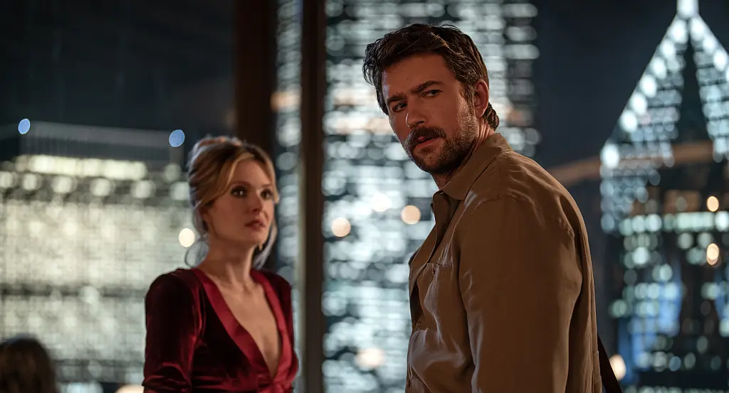 Meghann Fahy nel film Drop - Accetta o rifiuta.