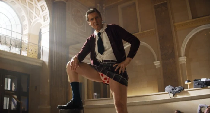 Liam Neeson nel film Una pallottola spuntata.