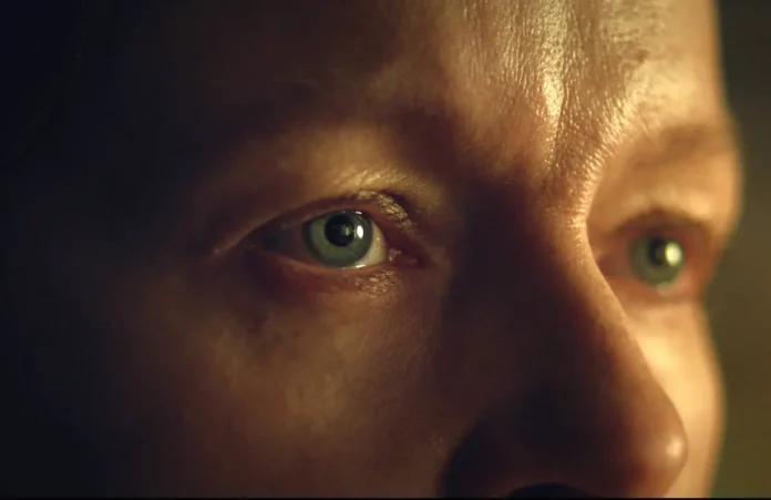 Samantha Morton nel film 2073.
