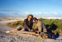 Solveig Dommartin e William Hurt in Fino alla fine del mondo.