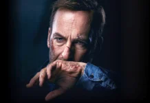 Bob Odenkirk nel manifesto del film Io sono nessuno 2.