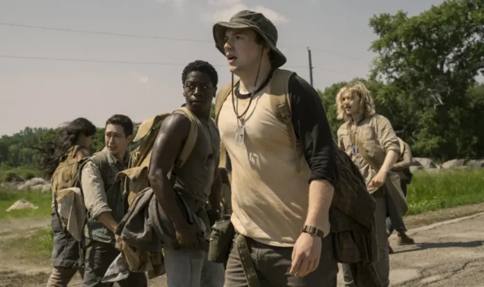 Una scena dal film hororr The Long Walk.