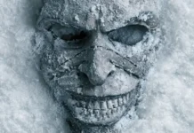 In foto la maschera dell'assassino del film Black Phone 2.