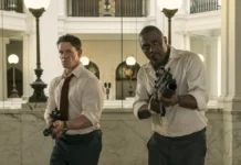 Idris Elba e John Cena nel film Capi di stato in fuga.