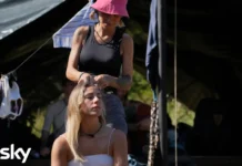 Due concorrenti nel terzo episodio di Money Road.