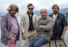 In foto il cast del film Qui non succede niente.