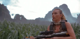 Scarlett Johansson nel film Jurassic World - La Rinascita.
