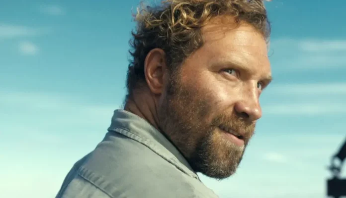 Jai Courtney nel film Dangerous Animals.