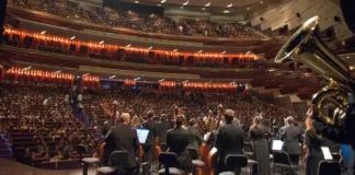 In foto l'orchestra italiana del cinema.