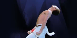 Freddie Mercury nel film Queen. Rock Montréal.