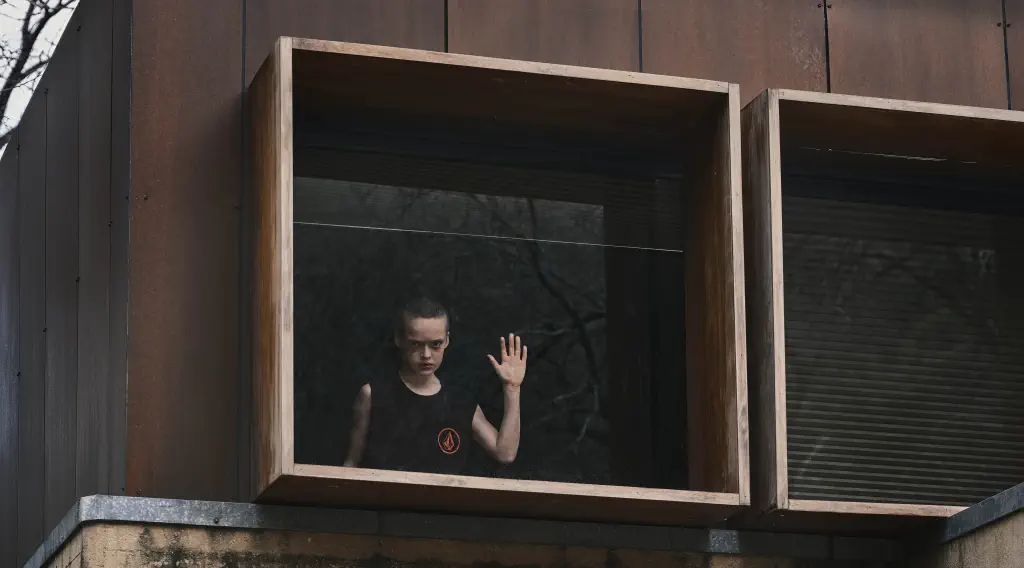 Jonah Wren Phillips nel film Bring Her Back - Torna da me.