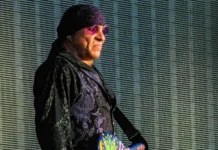 Stevie Van Zandt nel documentrio Sky Stevie Van Zandt.