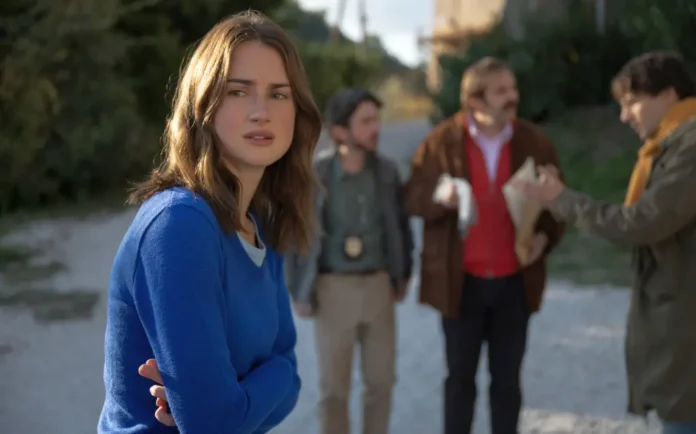 Grace Van Patten nella serie The Twisted Tale of Amanda Knox .