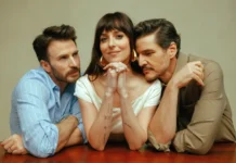 Chris Evans, Dakota Johnson e Pedro Pascal nel film Material Love.