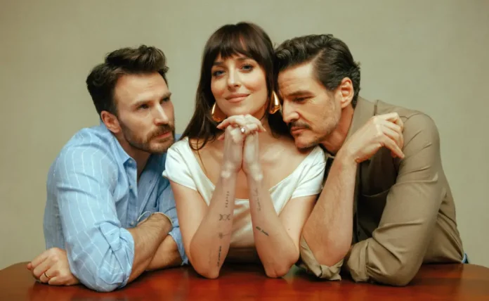 Chris Evans, Dakota Johnson e Pedro Pascal nel film Material Love.