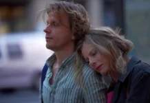 Karin Viard e Alex Lutz nel film Sconosciuti per una notte.