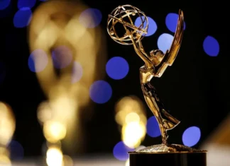 Emmy Awards 2026, diretta su Sky Atlantic e NOW: orario e serie candidate In foto la stauetta di premiazione degli Emmy Awards.