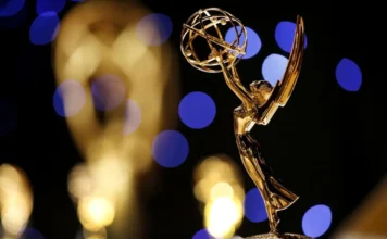Emmy Awards 2026, diretta su Sky Atlantic e NOW: orario e serie candidate In foto la stauetta di premiazione degli Emmy Awards.