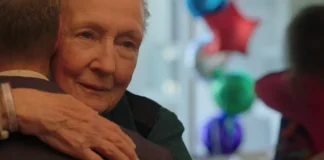Kathleen Chalfant nel film Familiar Touch.
