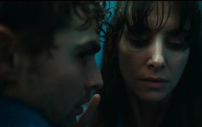 Alison Brie e Dave Franco nell'horror Together.