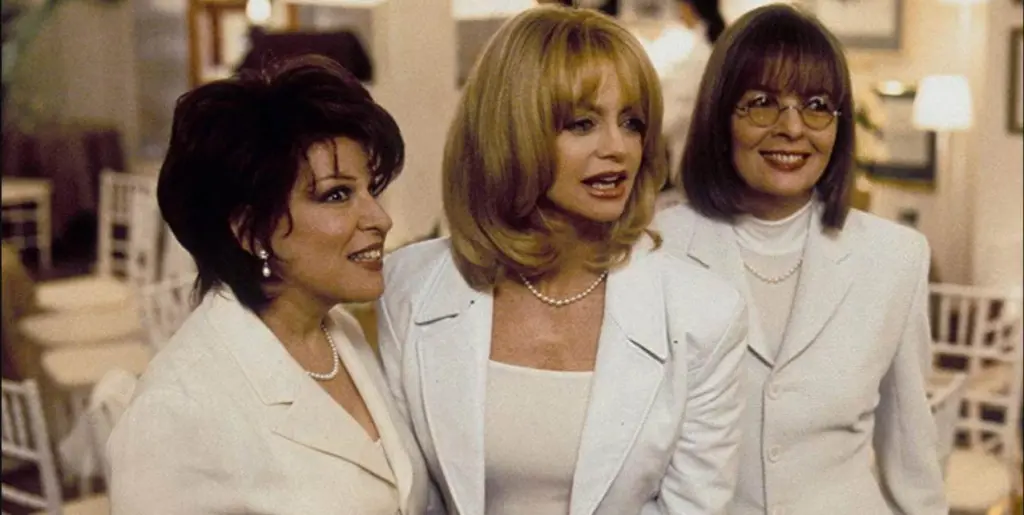 Goldie Hawn, Bette Midler e Diane Keaton nel film Il club delle prime mogli.