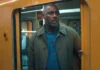 Idris Elba nella seconda stagione della serie Hijack.