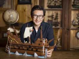 L'attore Ke Huy Quan presenta il nuovo set LEGO de I Goonies.
