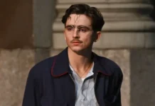 Timothée Chalamet nel film Marty Supreme.